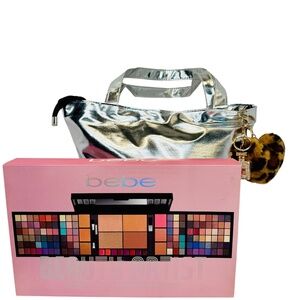 GETAWAY TOTE AND MAKEUP ESSENTIALS